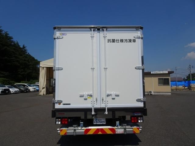 Hino RANGER 2025-08 8186428-6