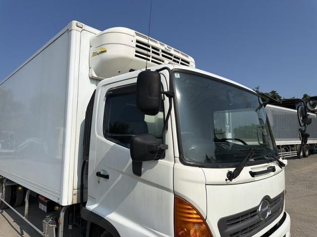 Hino RANGER 2016-03 8186446-11