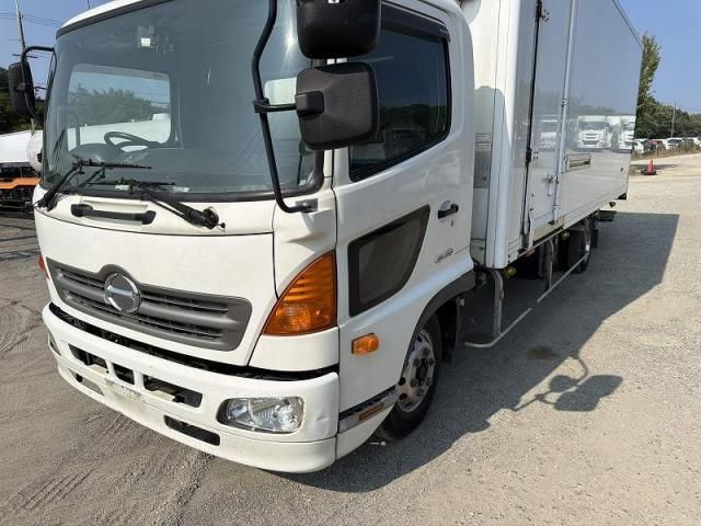 Hino RANGER 2016-03 8186446-12