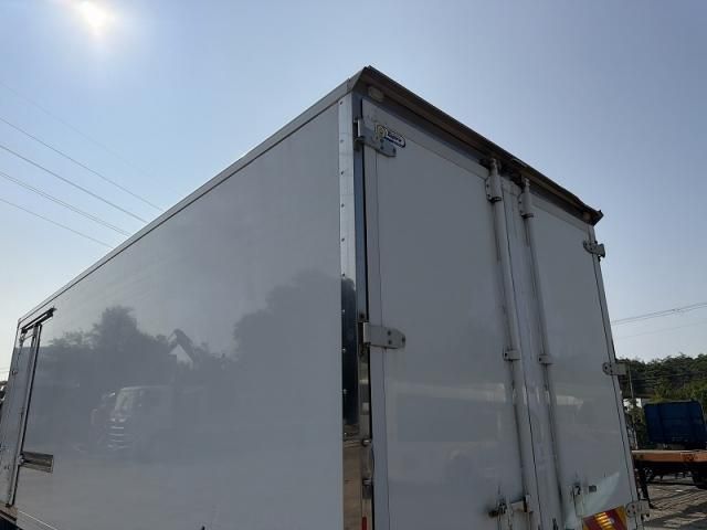 Hino RANGER 2016-03 8186446-15