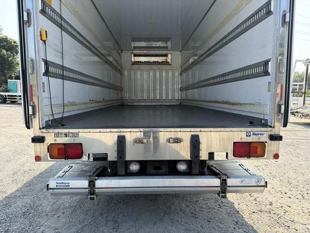 Hino RANGER 2016-03 8186446-23