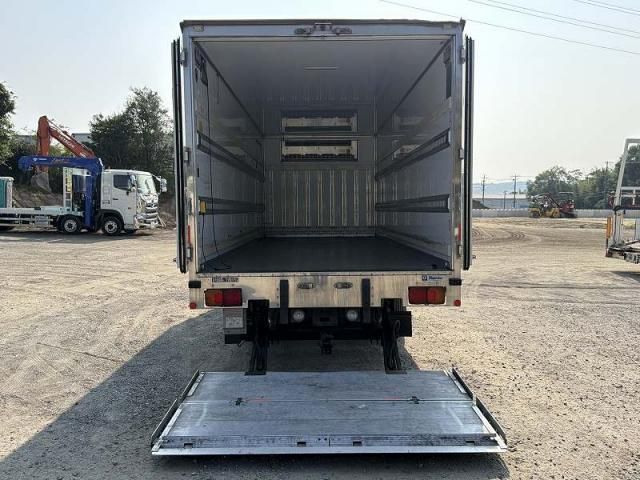 Hino RANGER 2016-03 8186446-26