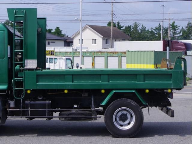 Hino RANGER 2016-02 8186432-18