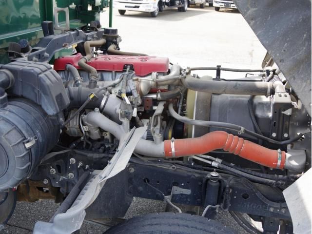 Hino RANGER 2016-02 8186432-23