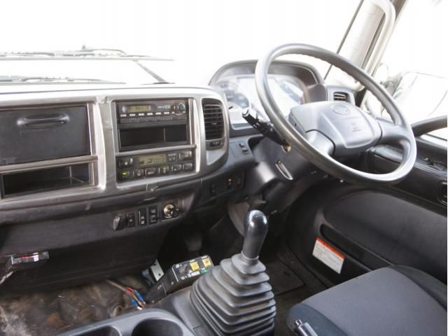 Hino RANGER 2016-02 8186432-25