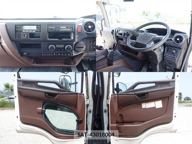Hino RANGER 2020-05 8209782-17