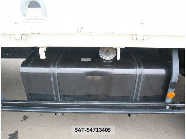 Hino RANGER 2025-01 8209779-13