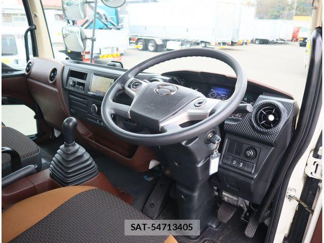 Hino RANGER 2025-01 8209779-16