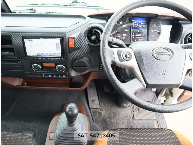 Hino RANGER 2025-01 8209779-17