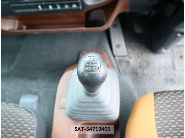 Hino RANGER 2025-01 8209779-18