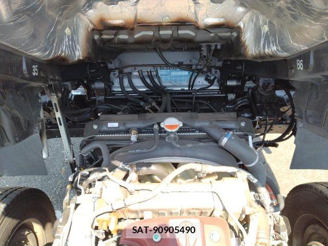 Hino RANGER 2025-04 8209774-18