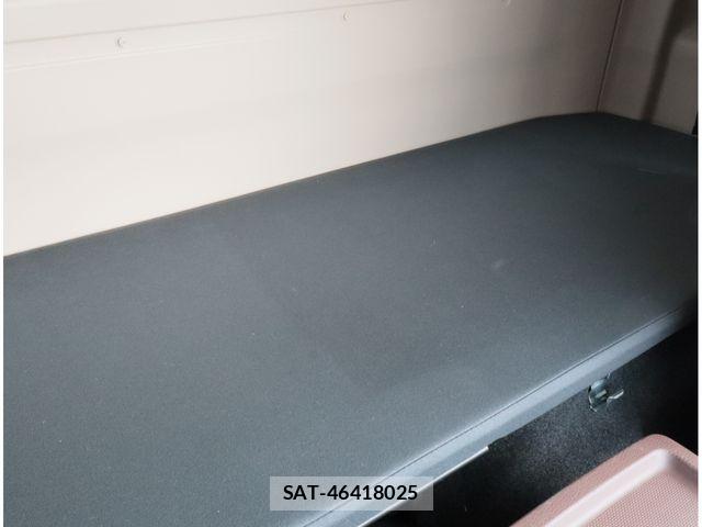Hino RANGER 2025-05 8209778-23