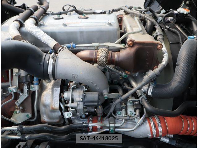 Hino RANGER 2025-05 8209778-28