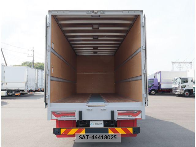 Hino RANGER 2025-05 8209778-5