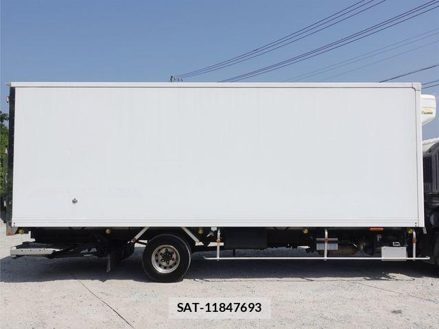 Hino RANGER 2016-03 8209784-3