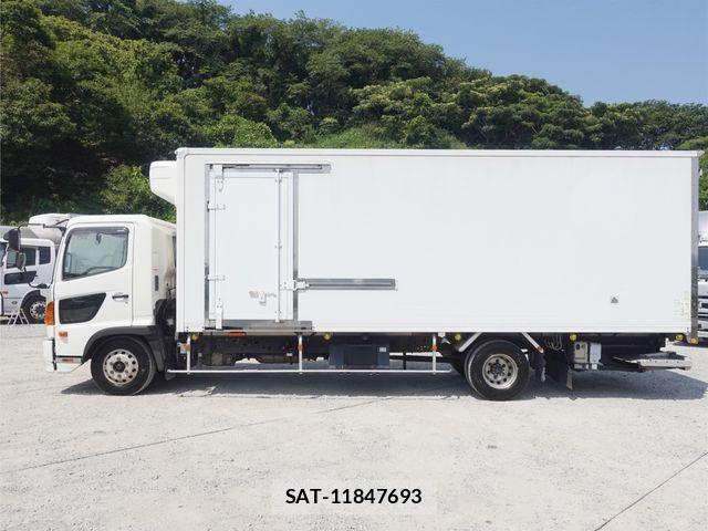 Hino RANGER 2016-03 8209784-7
