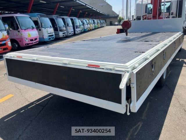 Hino RANGER 2018-01 8209781-11
