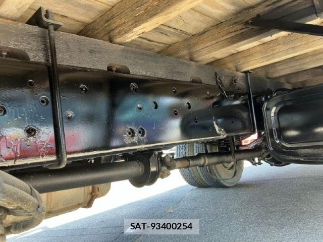 Hino RANGER 2018-01 8209781-14