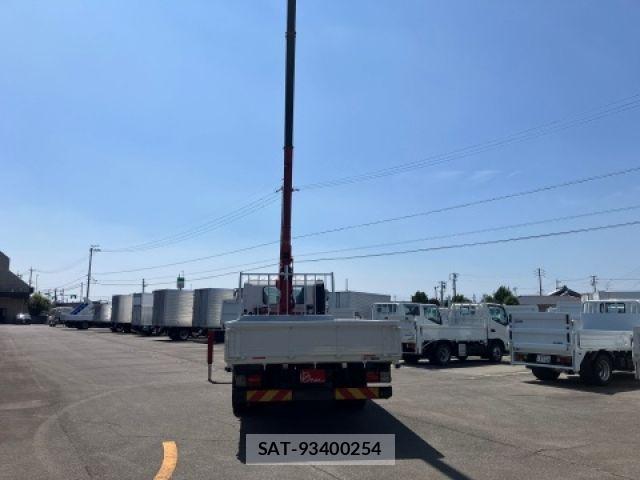 Hino RANGER 2018-01 8209781-3