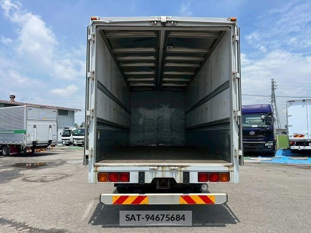 Hino RANGER 2015-09 8231571-11