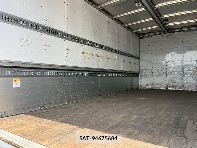 Hino RANGER 2015-09 8231571-14