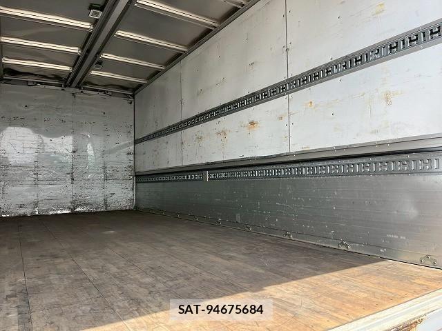 Hino RANGER 2015-09 8231571-15