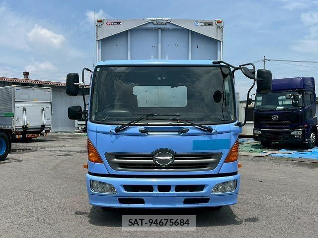 Hino RANGER 2015-09 8231571-1