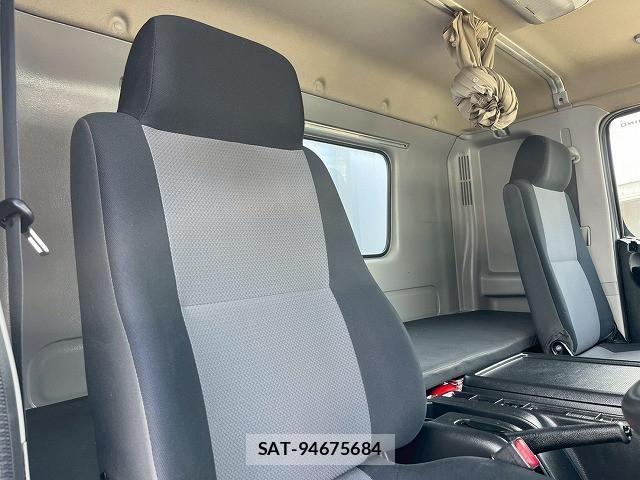 Hino RANGER 2015-09 8231571-20