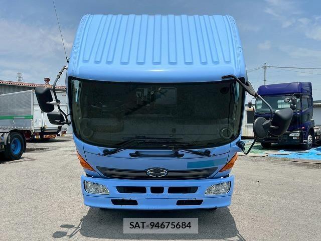 Hino RANGER 2015-09 8231571-2