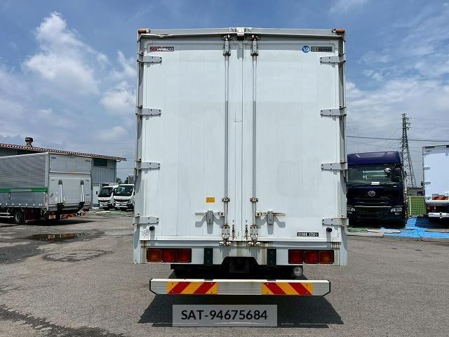 Hino RANGER 2015-09 8231571-6