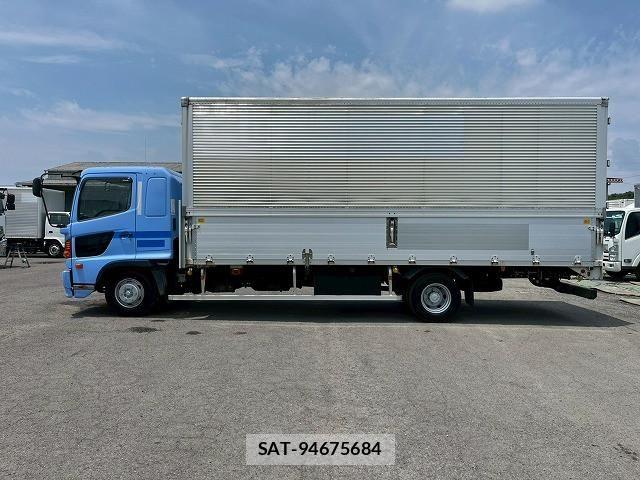 Hino RANGER 2015-09 8231571-8