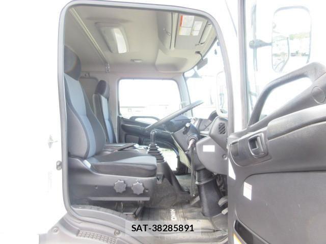 Hino RANGER 2016-09 8231548-12