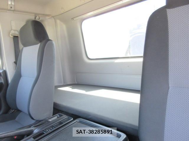 Hino RANGER 2016-09 8231548-19