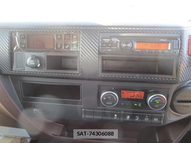 Hino RANGER 2024-11 8231512-13