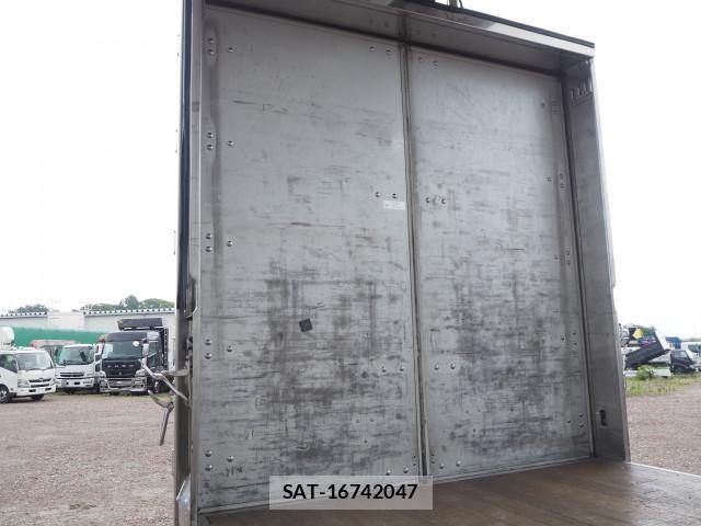 Hino RANGER 2016-03 8231566-10