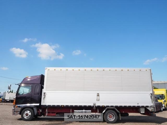 Hino RANGER 2016-03 8231566-1