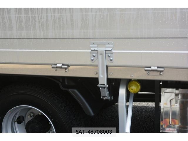 Hino RANGER 2021-11 8231504-22