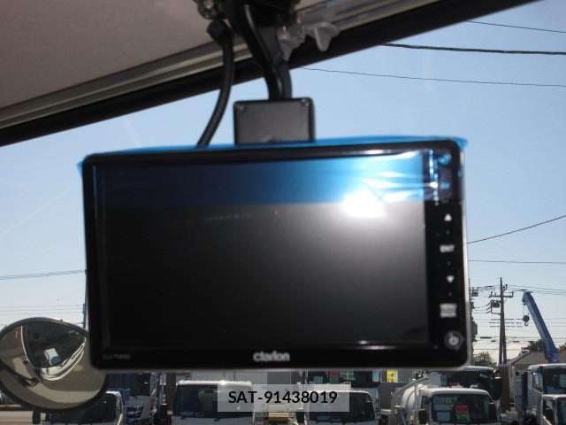 Hino RANGER 2025-12 8231489-17