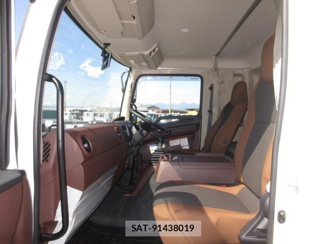 Hino RANGER 2025-12 8231489-22