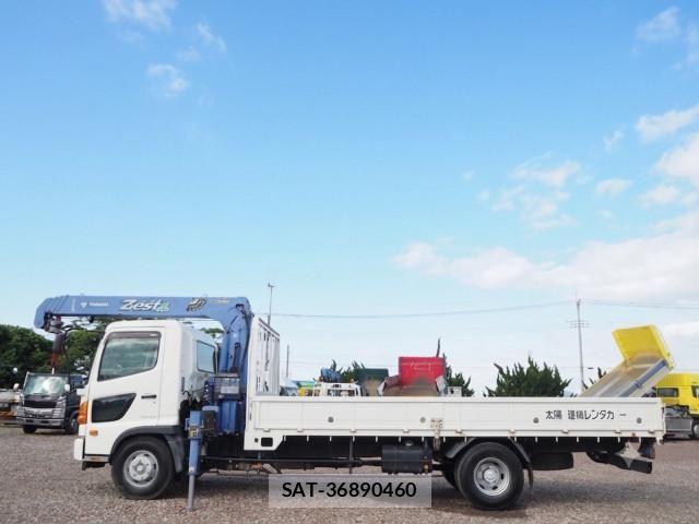 Hino RANGER 2012-10 8231573-1