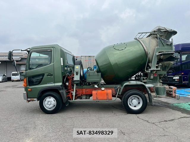 Hino RANGER 2014-02 8231565-8