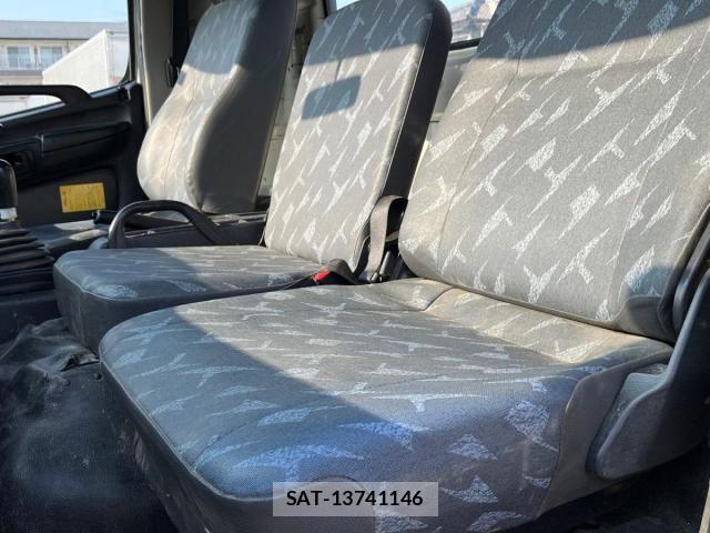 Hino RANGER 2014-07 8231576-19
