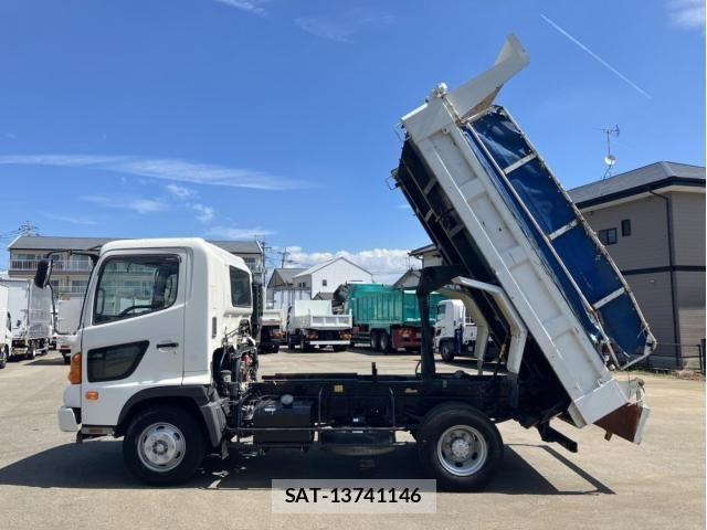 Hino RANGER 2014-07 8231576-4