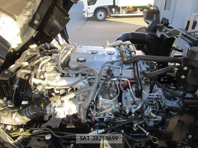 Hino RANGER 2025-12 8231503-27