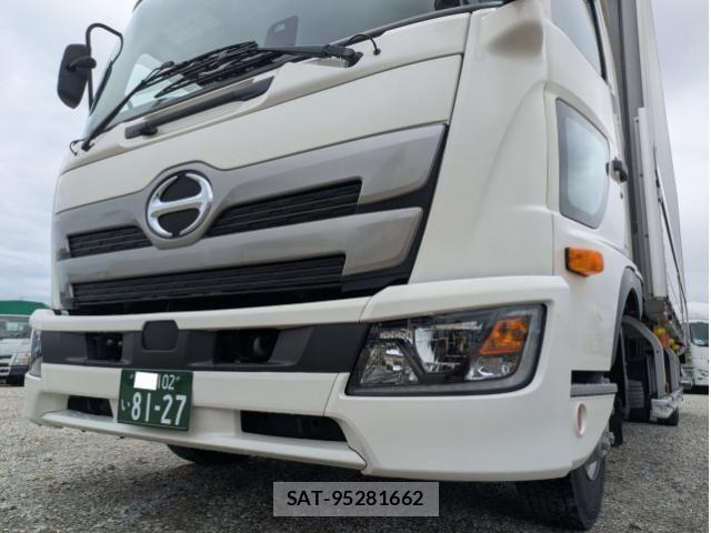 Hino RANGER 2023-01 8231530-13