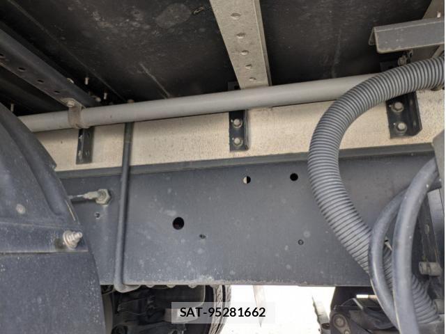 Hino RANGER 2023-01 8231530-27