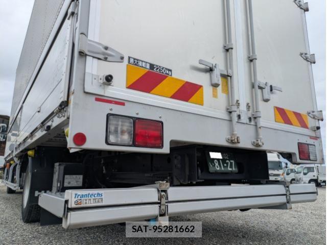 Hino RANGER 2023-01 8231530-3