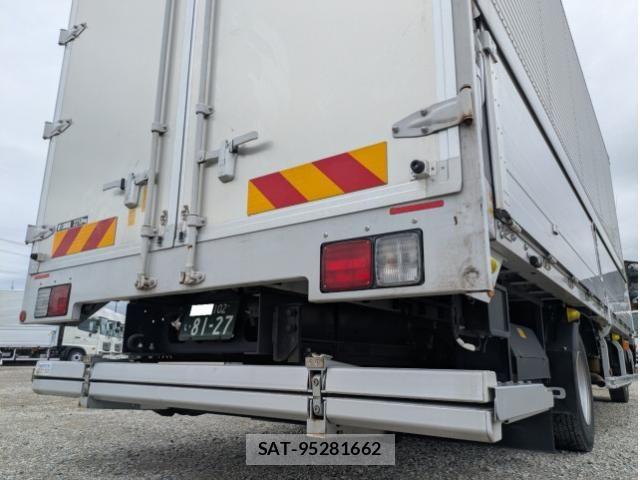 Hino RANGER 2023-01 8231530-5