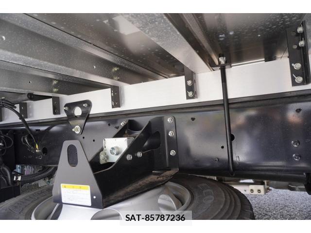 Hino RANGER 2025-03 8231505-12