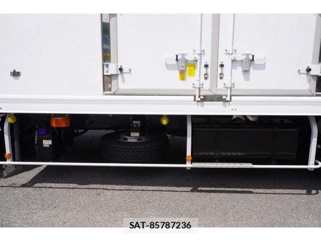 Hino RANGER 2025-03 8231505-18